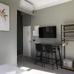 Residence Suites By Raphael Hotels